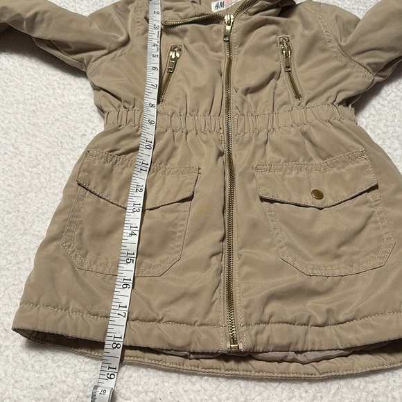 Little Girls H&M Tan Coat, EUC, Size 3-4Y - Picture 7 of 8